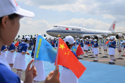 «Китайцы слишком вольно ведут себя в Казахстане»: общественник бьет тревогу