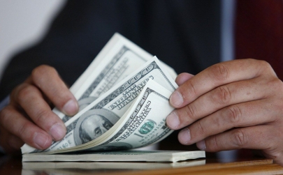 Курс доллара вновь снизился в Казахстане 
