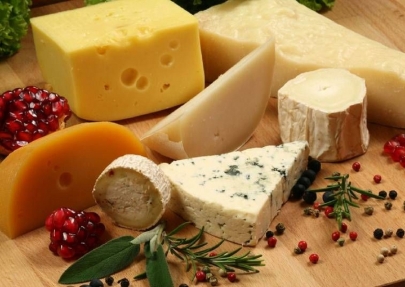 Какой сорт сыра влияет на здоровье сердца — диетолог