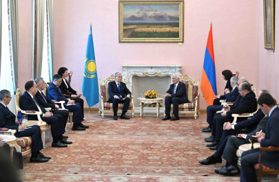 Касым-Жомарт Токаев провел встречу с президентом Армении Ваагном Хачатуряном