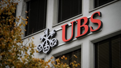 За 3,2 миллиарда долларов приобрел Credit Suisse Швейцарский банк UBS