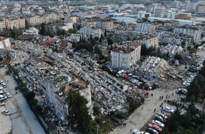 Свыше 5 тысяч зданий пострадало в Турции от землетрясения