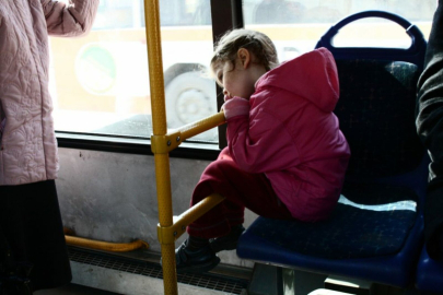 Детский омбудсмен предлагает запретить высаживать детей из автобусов 